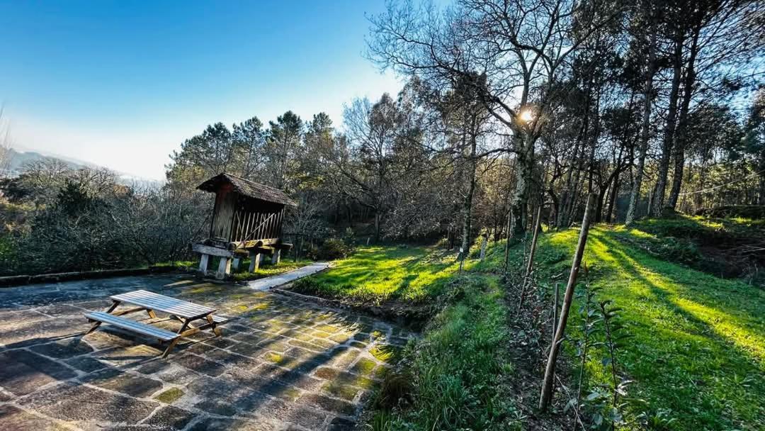 Eira Das Carvalhas Penafiel Esterno foto